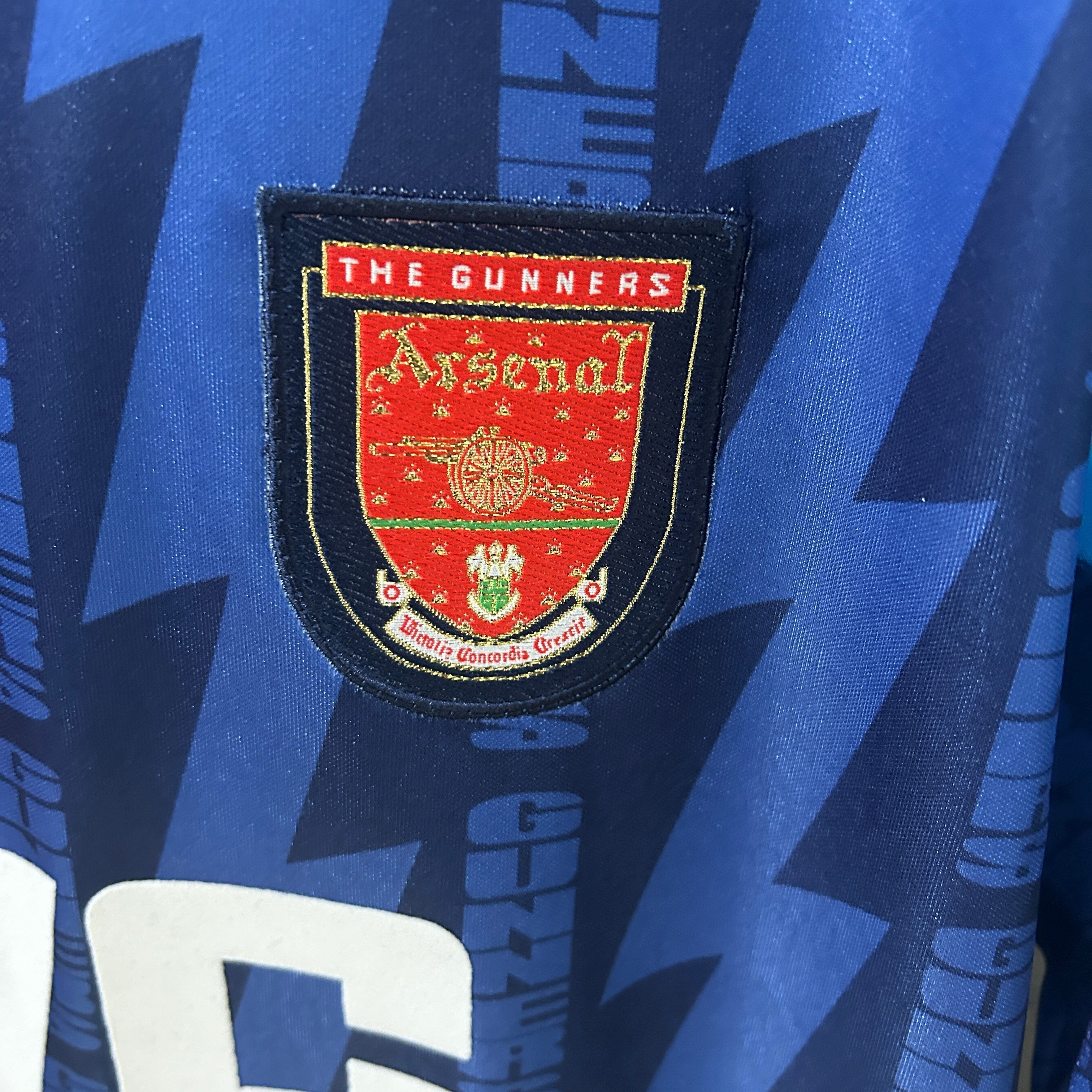 Arsenal 1994–1995 Auswärtstrikot
