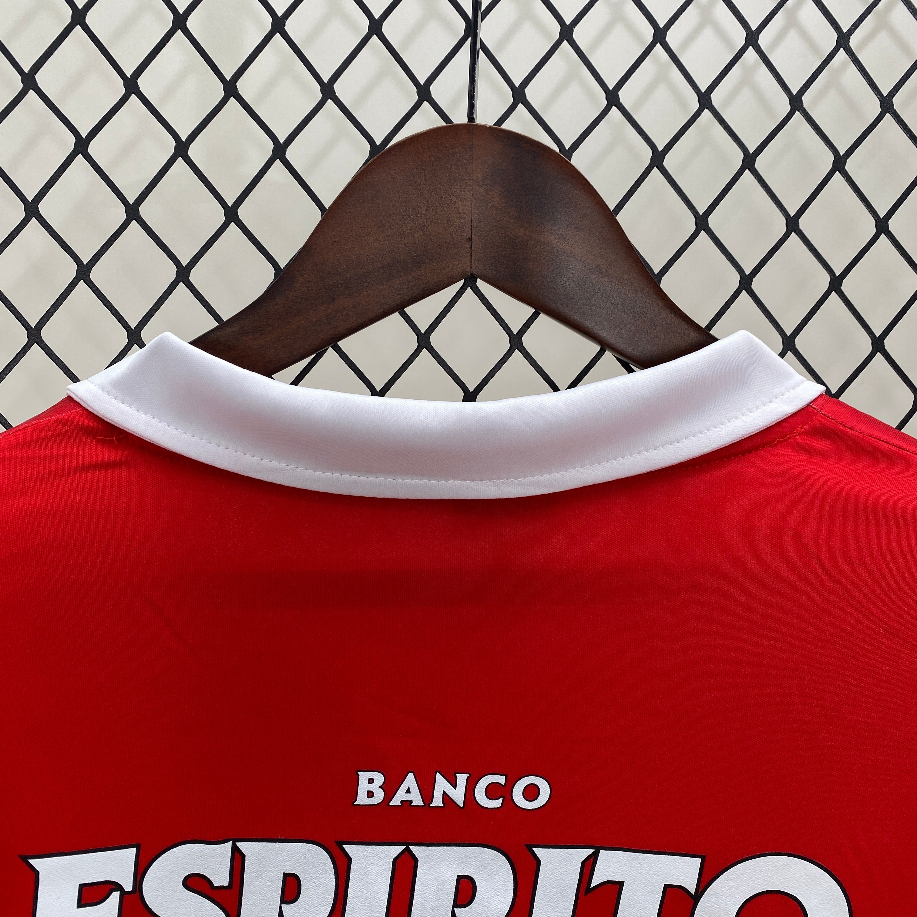 Benfica 2004–2005 Heimtrikot