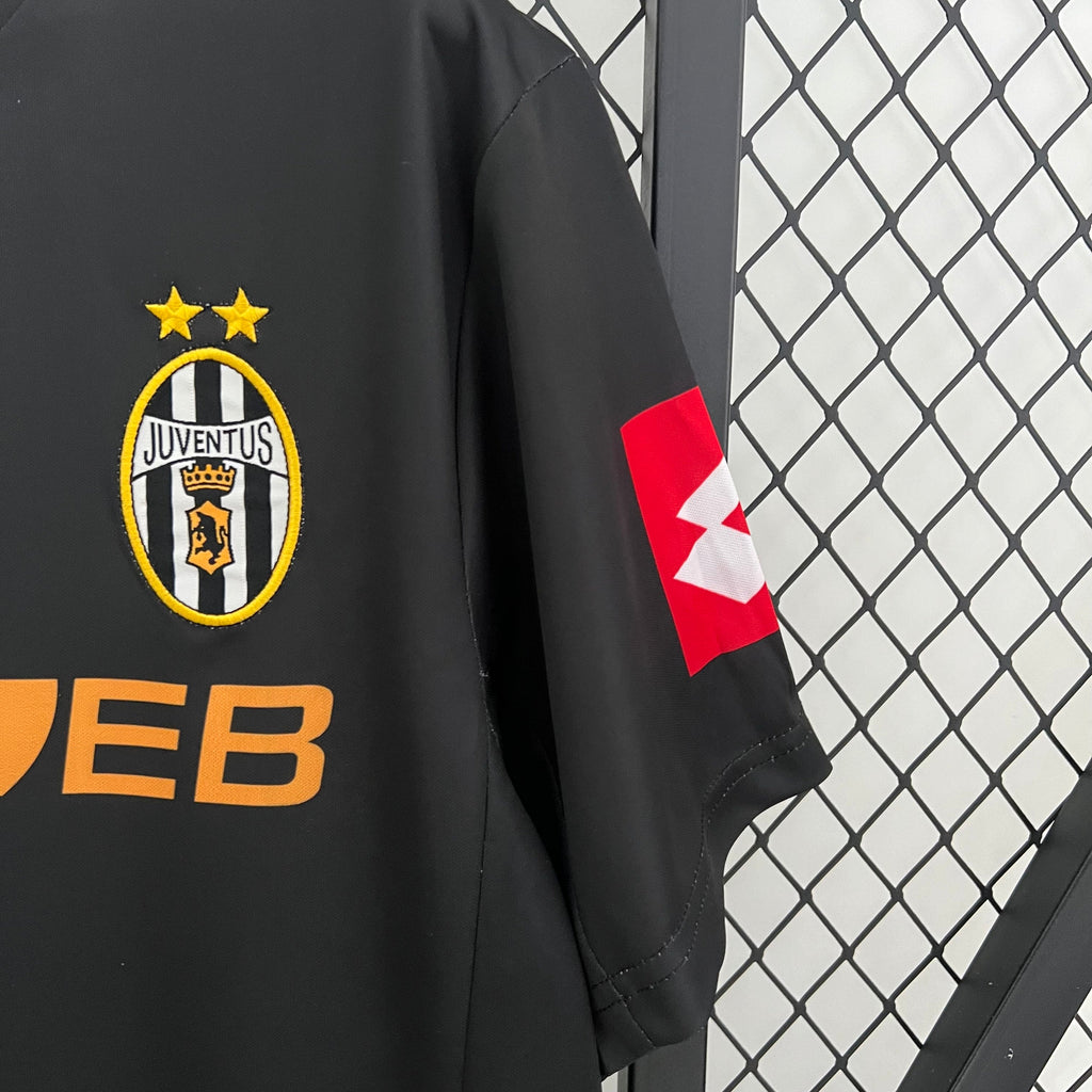 Juventus 2001 - 2002 Auswärtstrikot