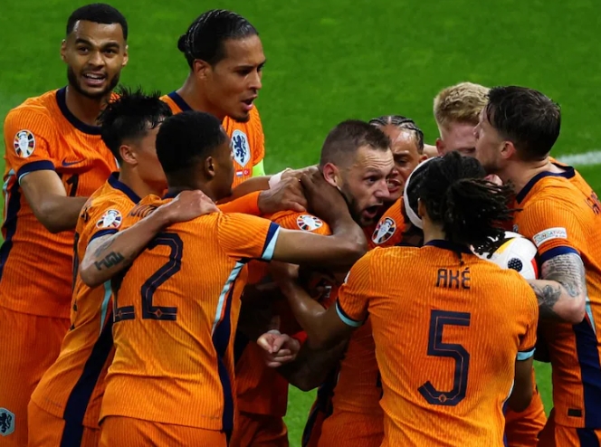 Die Niederlande besiegten Türkei mit 2:1 und trafen im Halbfinale des Europapokals 2024 auf England